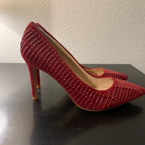 Vince Camuto red heels - Picture 3 of 3